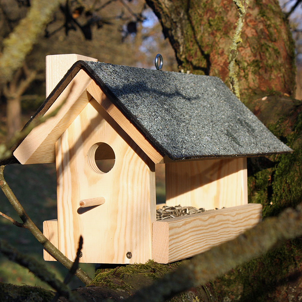 Großes Vogel-Futterhaus