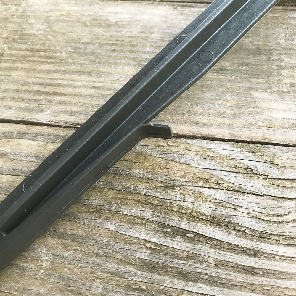 25 cm Erdnagel aus Kunststoff