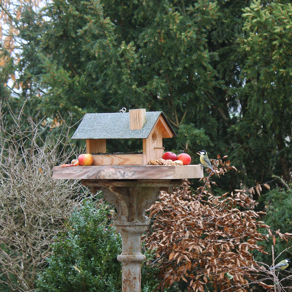 Großes Vogel-Futterhaus